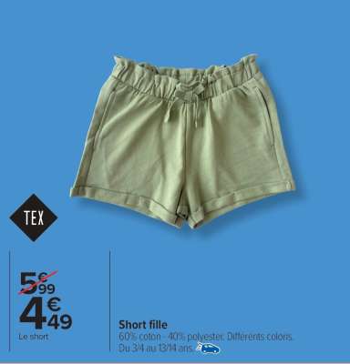 Short fille